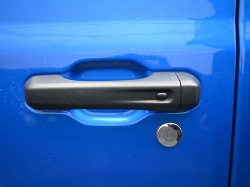 Used 2023 Jeep Gladiator Rubicon w/ LED Lighting Group image 16