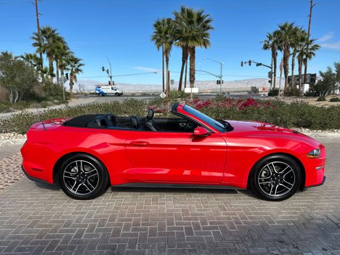 Used 2021 Ford Mustang Premium RWD image 35