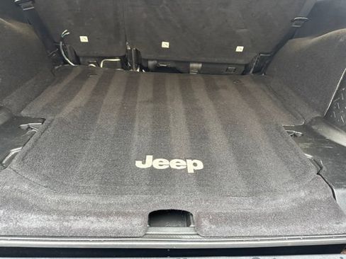 Used 2015 Jeep Wrangler Unlimited Sport w/ Quick Order Package 23S AWD/4WD image 10