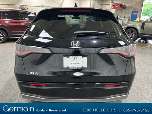 Used 2025 Honda HR-V EX-L image 8