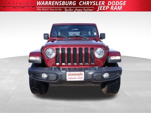 Used 2021 Jeep Wrangler Unlimited Sahara w/ Cold Weather Group image 9