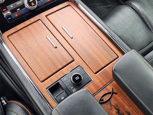 Used 2022 Lincoln Navigator Black Label image 20