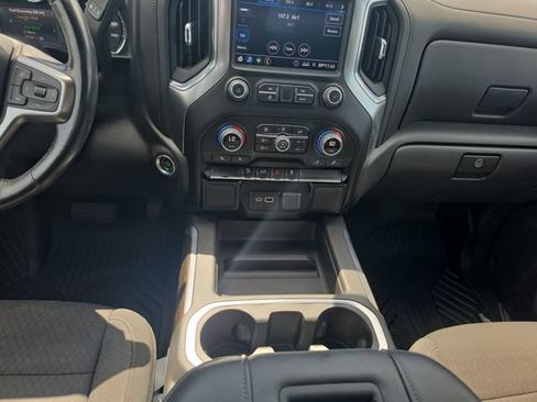 Used 2021 Chevrolet Silverado 1500 LT Trail Boss AWD/4WD image 13