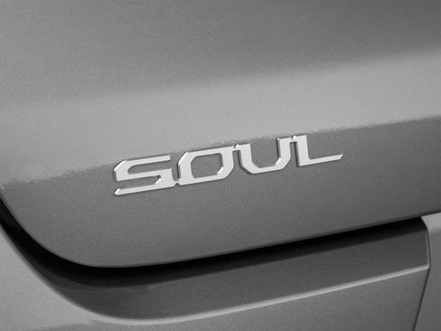 Used 2025 Kia Soul LX w/ LX Technology Package FWD image 50
