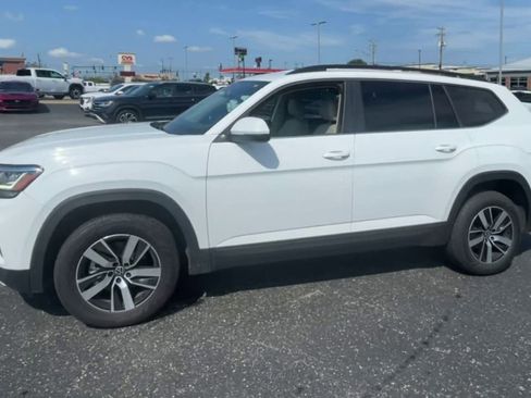 Used 2023 Volkswagen Atlas SE image 6