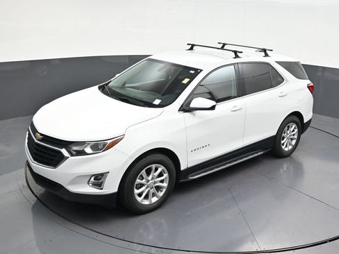 Used 2019 Chevrolet Equinox LT w/ LPO, Hit The Road Package FWD image 15