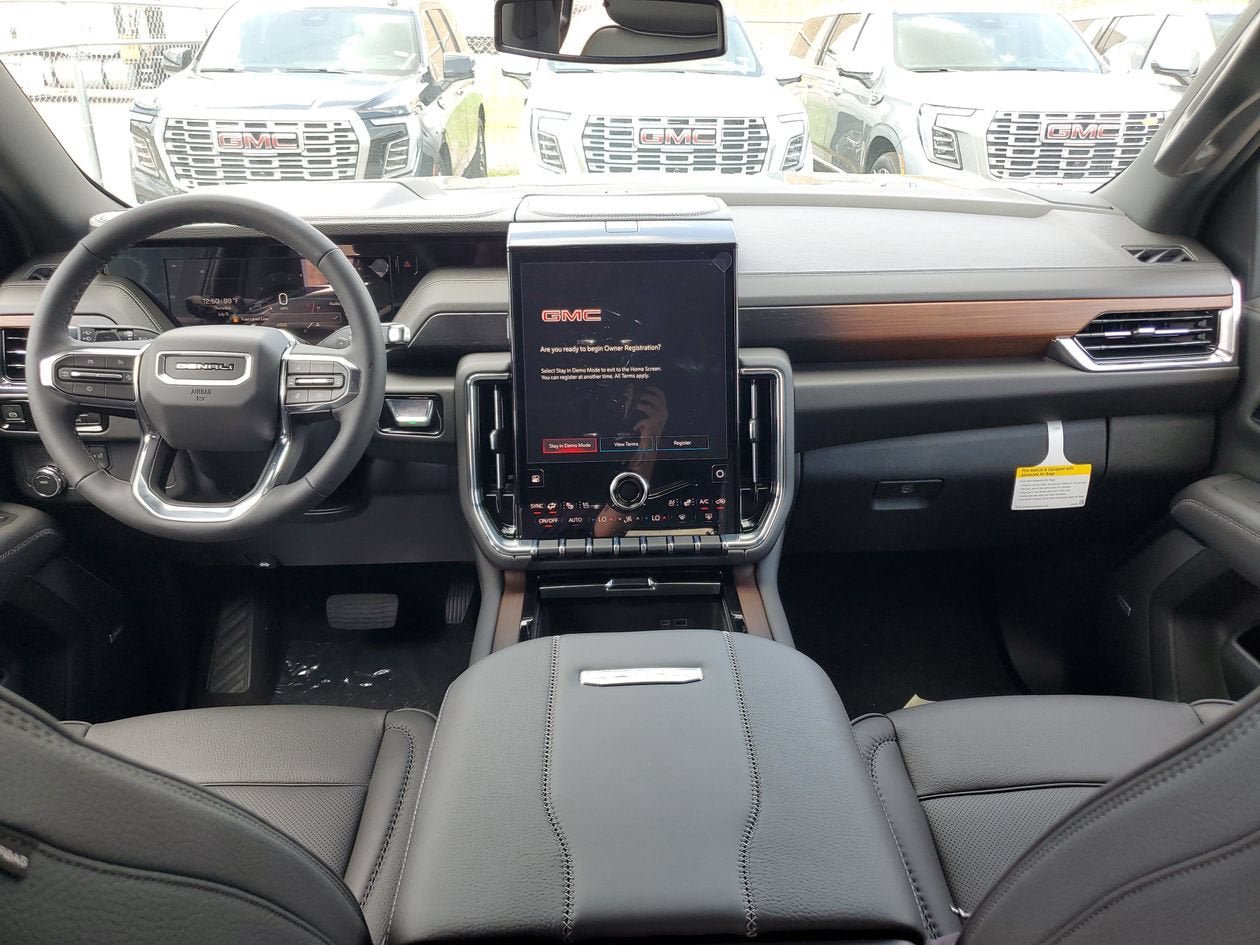 New 2026 GMC Yukon Denali RWD image 12