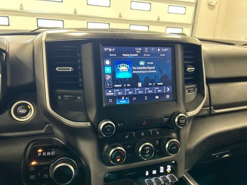 Used 2022 RAM 1500 Big Horn AWD/4WD image 22