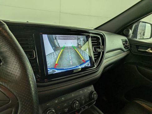 Certified 2024 Dodge Durango GT image 28