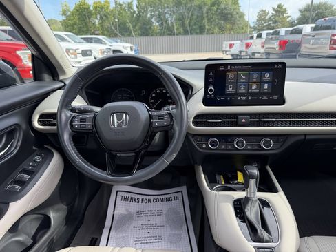 Used 2023 Honda HR-V EX-L image 21