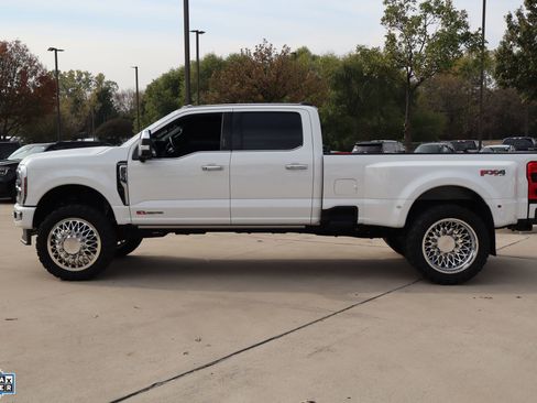 Used 2024 Ford F350 Platinum image 9