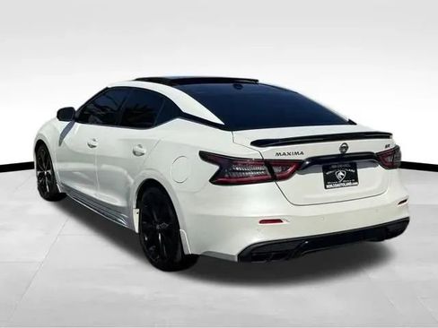 Used 2021 Nissan Maxima SR w/ Sport Mat Group FWD image 4