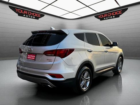 Used 2017 Hyundai Santa Fe Sport image 5