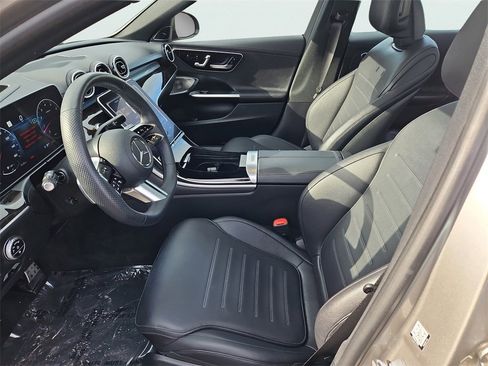 Used 2024 Mercedes-Benz C 300 4MATIC Sedan image 35