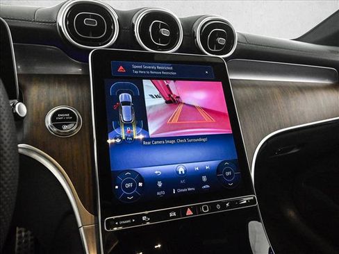 Certified 2025 Mercedes-Benz GLC 300 4MATIC image 15