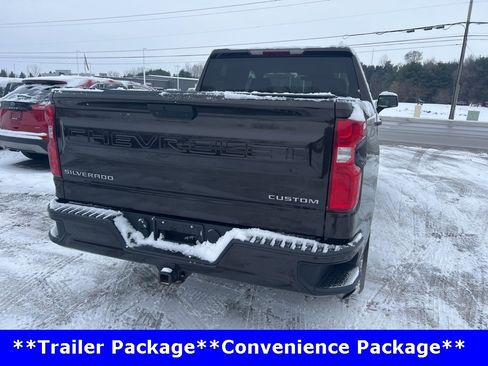 Used 2019 Chevrolet Silverado 1500 Custom w/ Custom Convenience Package image 8