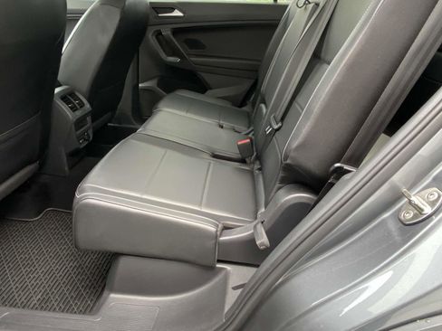 Used 2021 Volkswagen Tiguan S image 12