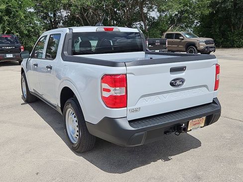 Used 2025 Ford Maverick XL w/ Equipment Group 102A AWD/4WD image 8