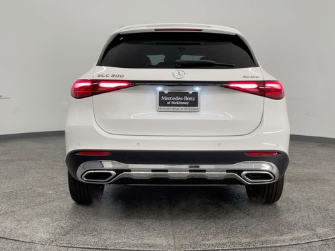 Used 2026 Mercedes-Benz GLC 300 4MATIC image 9