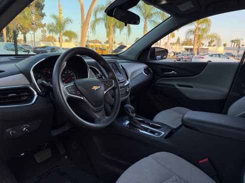 Used 2023 Chevrolet Equinox LS image 15