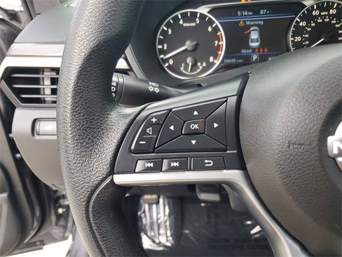 Used 2024 Nissan Altima 2.5 SV image 22