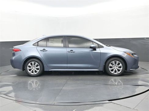 New 2026 Toyota Corolla LE image 2