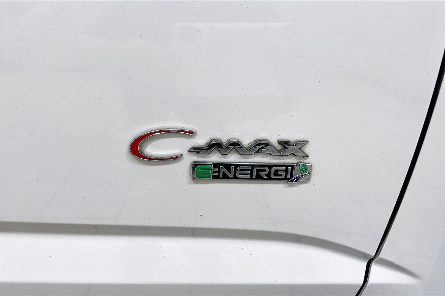 Used 2016 Ford C-MAX Energi SEL FWD image 10