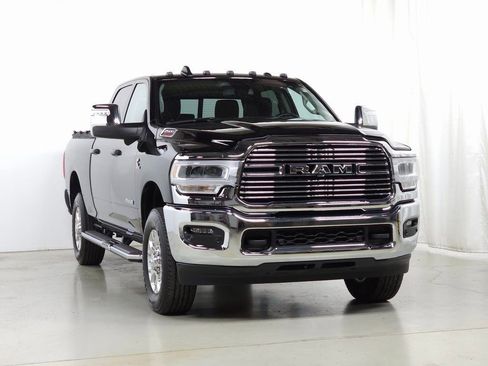 Used 2024 RAM 2500 Laramie w/ Towing Technology Group image 1