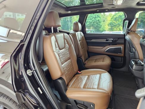 Used 2021 Kia Telluride SX w/ SX Prestige Package AWD/4WD image 4