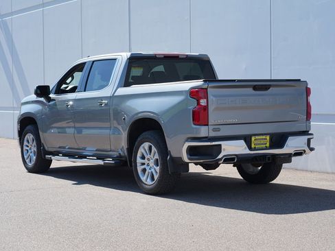 Used 2024 Chevrolet Silverado 1500 LTZ AWD/4WD image 5