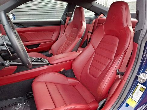 Used 2023 Porsche 911 Carrera 4 GTS image 5