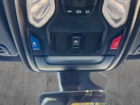 Used 2025 RAM 1500 Tradesman w/ Night Edition AWD/4WD image 31