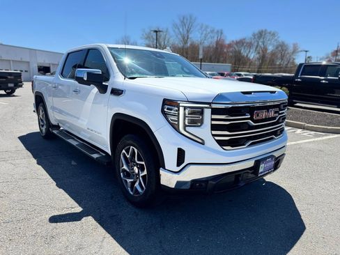 Used 2023 GMC Sierra 1500 SLT w/ SLT Premium Package AWD/4WD image 8