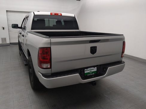 Used 2018 RAM 1500 Express w/ Express Value Package RWD image 6