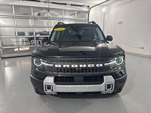 Used 2025 Ford Bronco Sport Badlands w/ Badlands Tech Package image 3