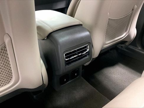 Used 2024 Lincoln Corsair AWD w/ Equipment Group 101A image 29