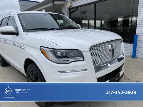 Used 2024 Lincoln Navigator L Reserve image 1