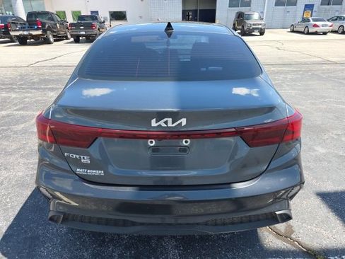 Used 2023 Kia Forte LX FWD image 4