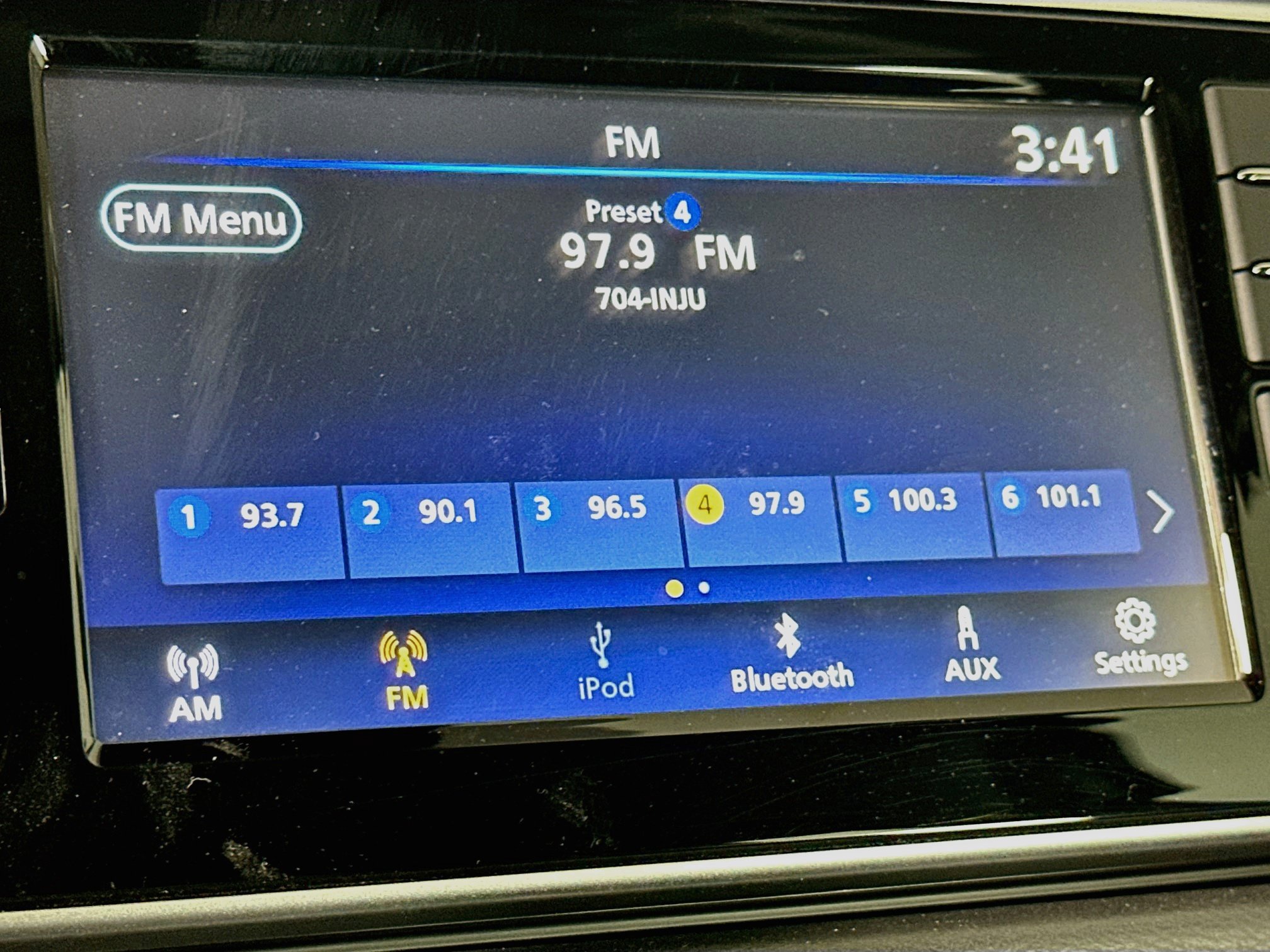 Used 2025 Nissan Versa S w/ Trunk Package FWD image 21