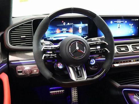 Used 2025 Mercedes-Benz GLE 63 AMG S w/ Driver Assistance Package image 22
