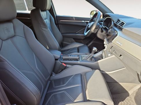 Used 2024 Audi Q3 2.0T Premium Plus image 15