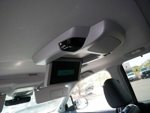 Used 2020 Honda Pilot Elite image 12