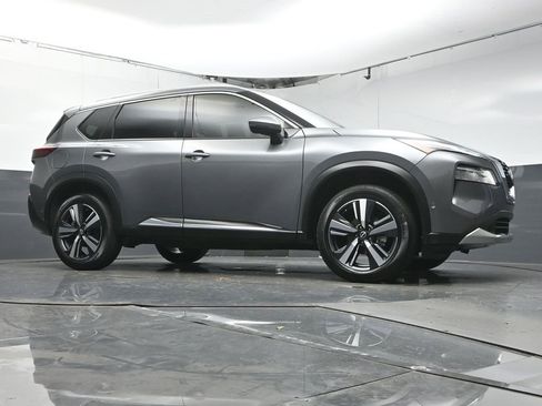 Used 2023 Nissan Rogue Platinum w/ Platinum Premium Package image 33