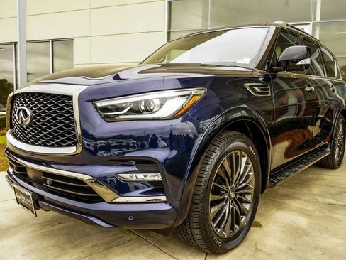 Used 2024 INFINITI QX80 Sensory image 8