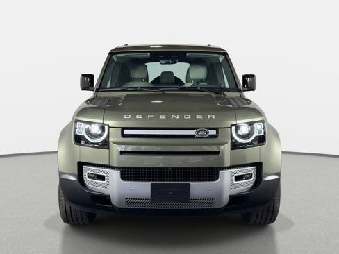 Used 2024 Land Rover Defender 110 S image 8