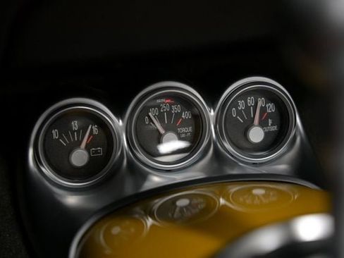 Used 2005 Chevrolet SSR w/ Preferred Equipment Group RWD image 53