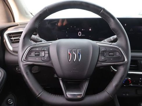 Used 2025 Buick Encore GX Sport Touring w/ Experience Buick Package image 9