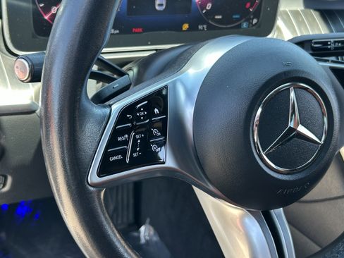 Used 2023 Mercedes-Benz C 300 Sedan image 24