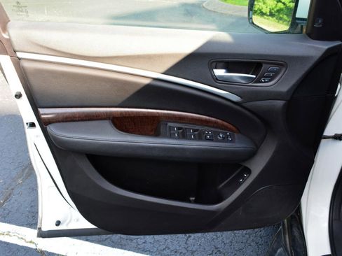 Used 2017 Acura MDX FWD w/ Technology Package image 9