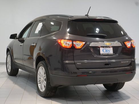 Used 2015 Chevrolet Traverse LT w/ Style and Technology Package image 7